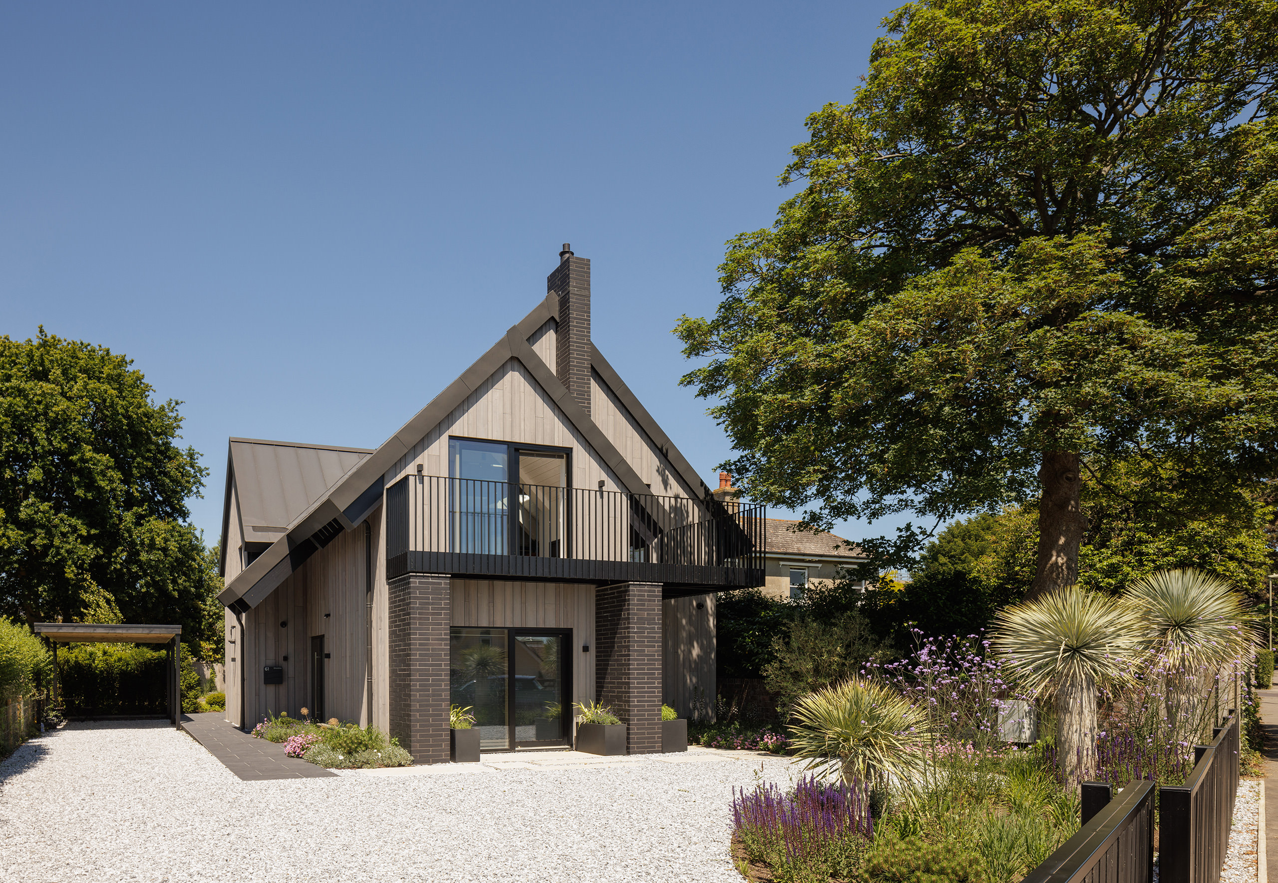 Helyer Davies Architects Ltd — architectural project photograph 3 from the business website