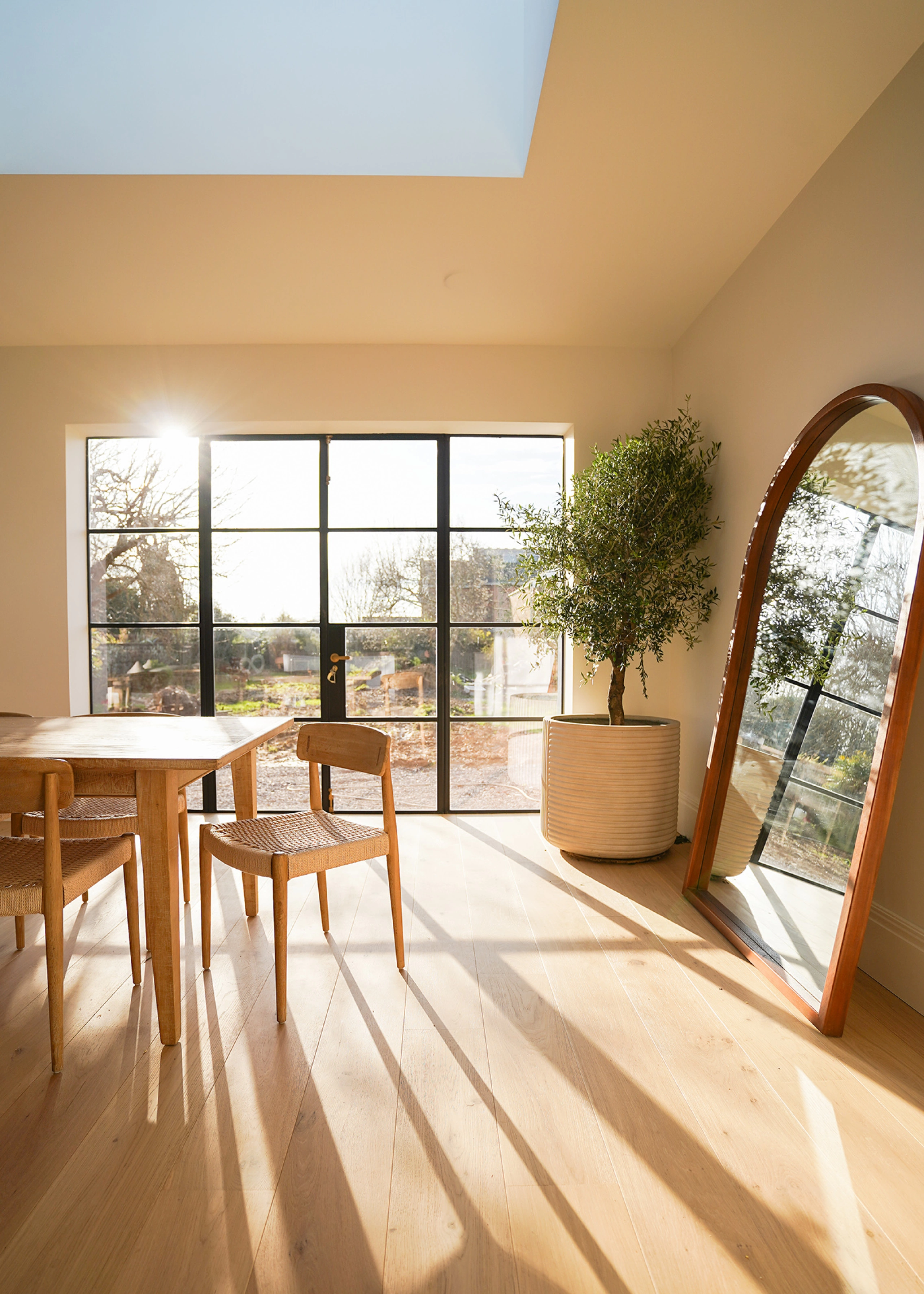 Helyer Davies Architects