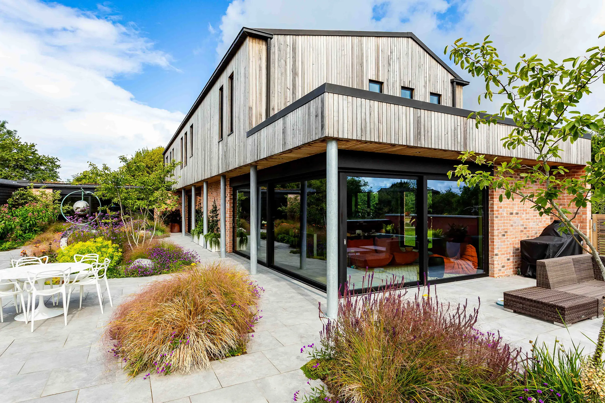Helyer Davies Architects