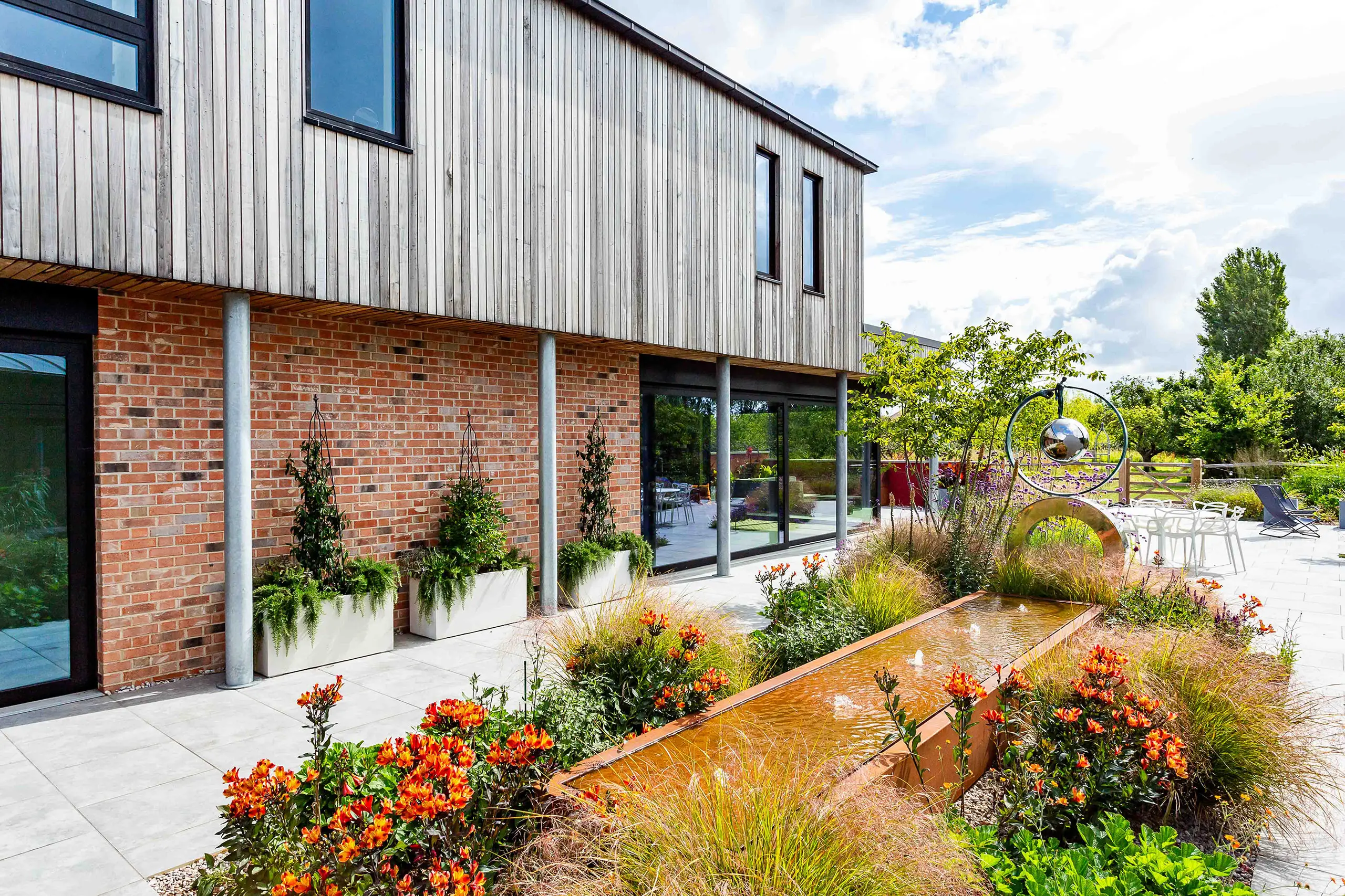 Helyer Davies Architects