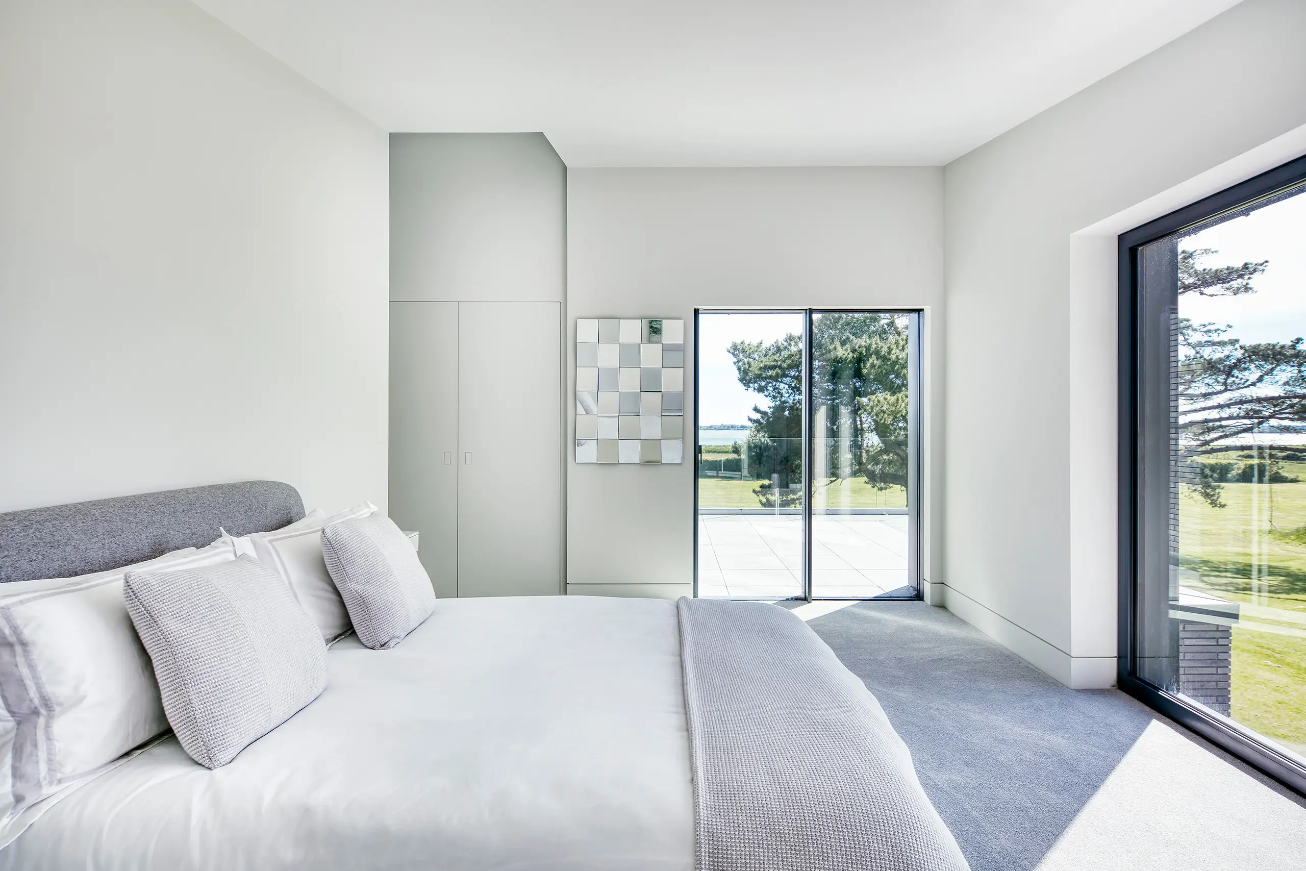 Helyer Davies Architects