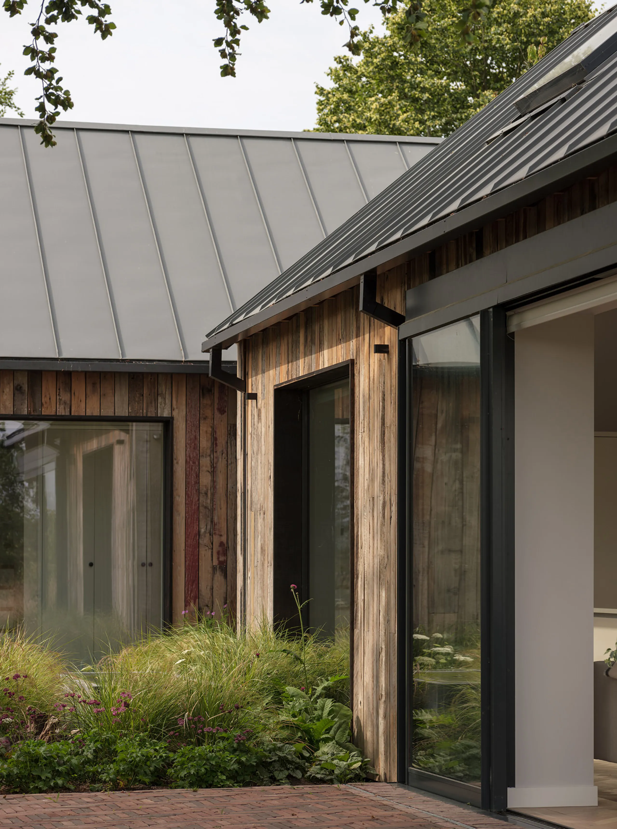 Helyer Davies Architects