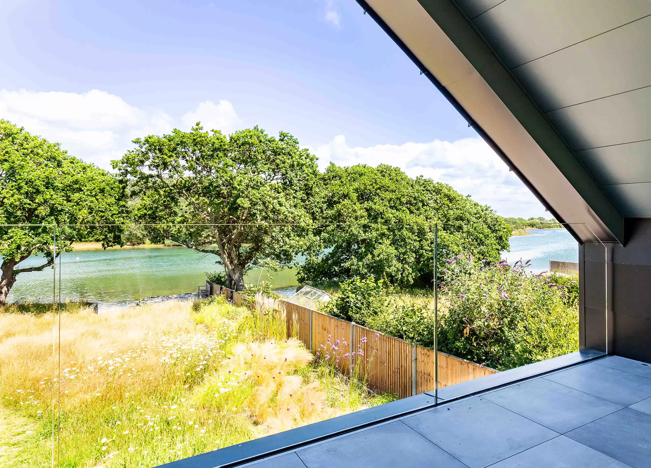 Helyer Davies Architects