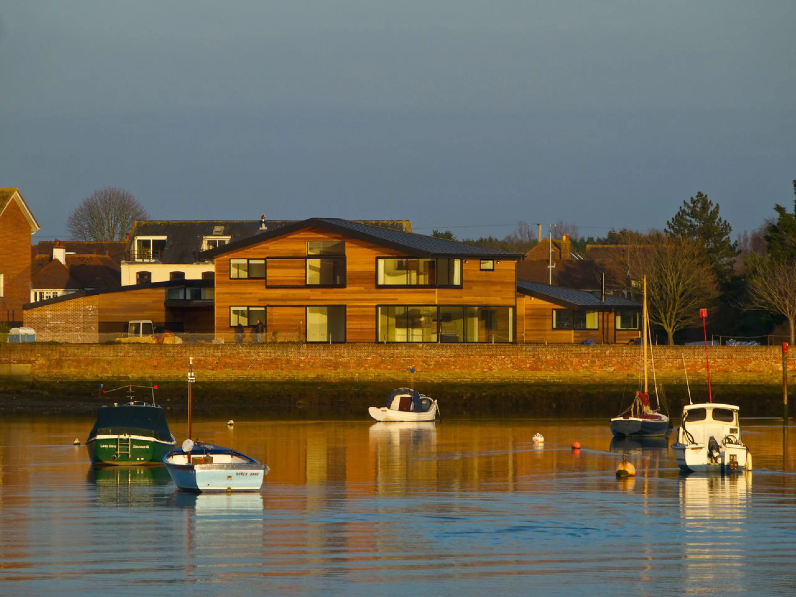 Helyer Davies Architects