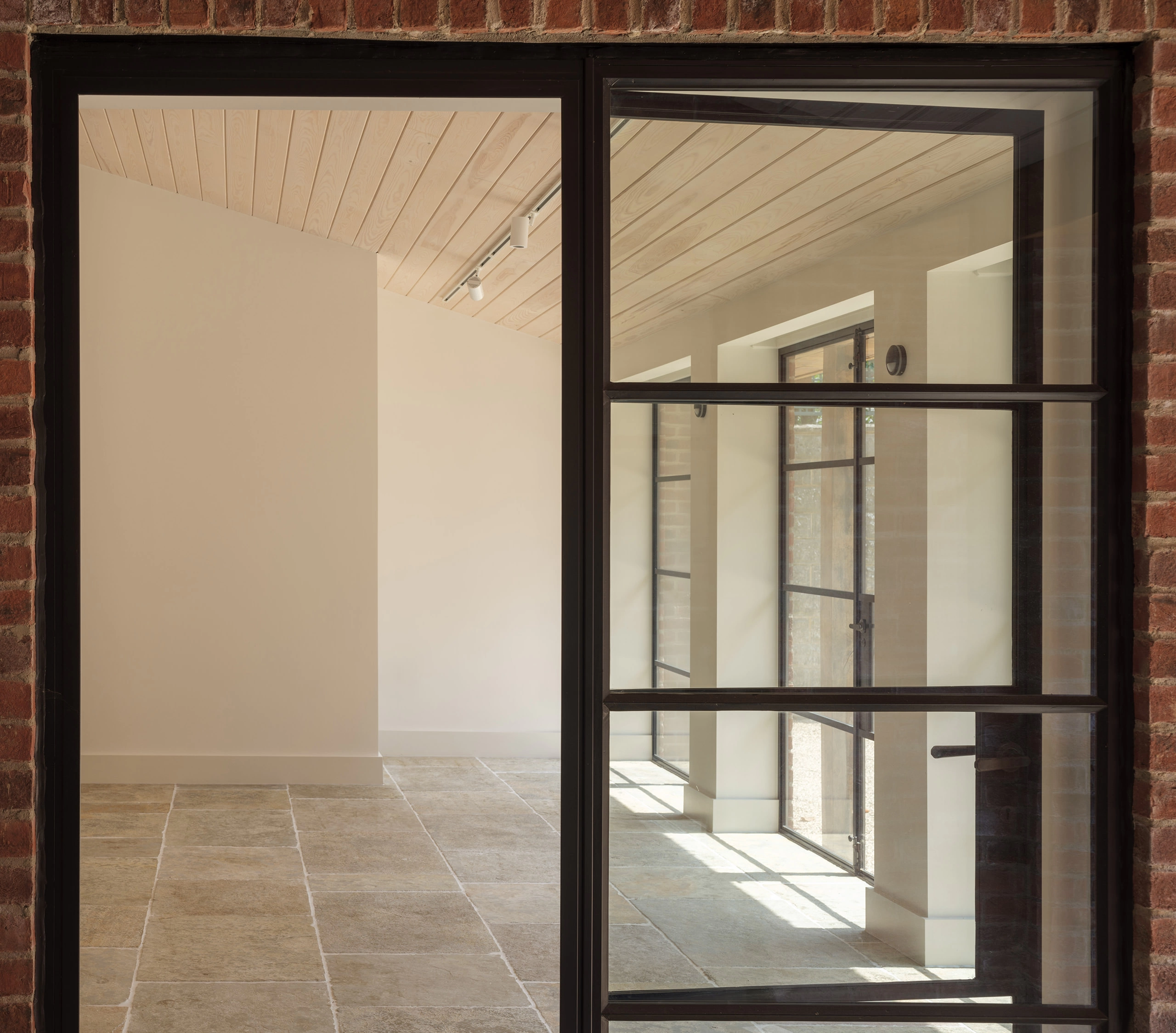 Helyer Davies Architects