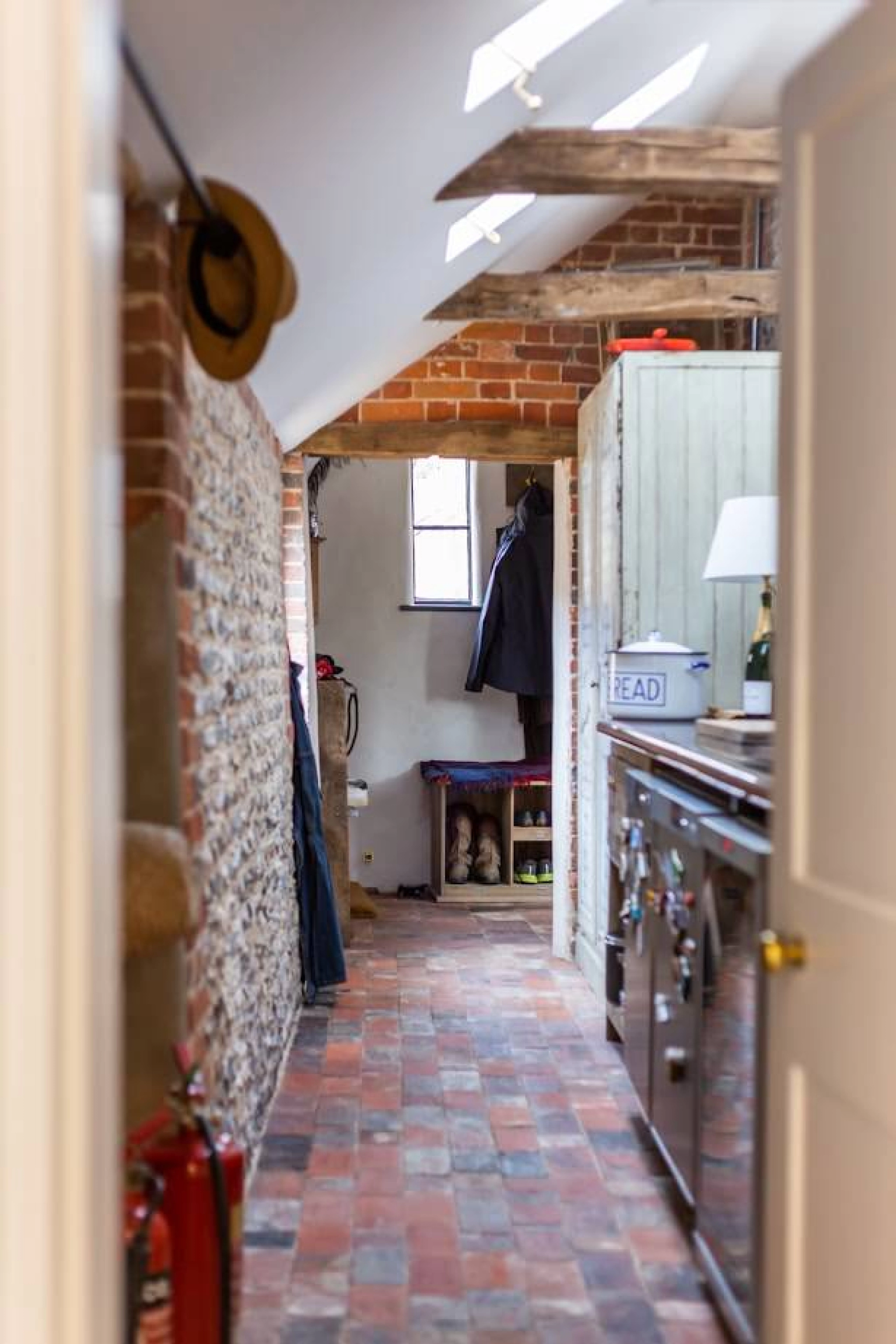 Helyer Davies Architects