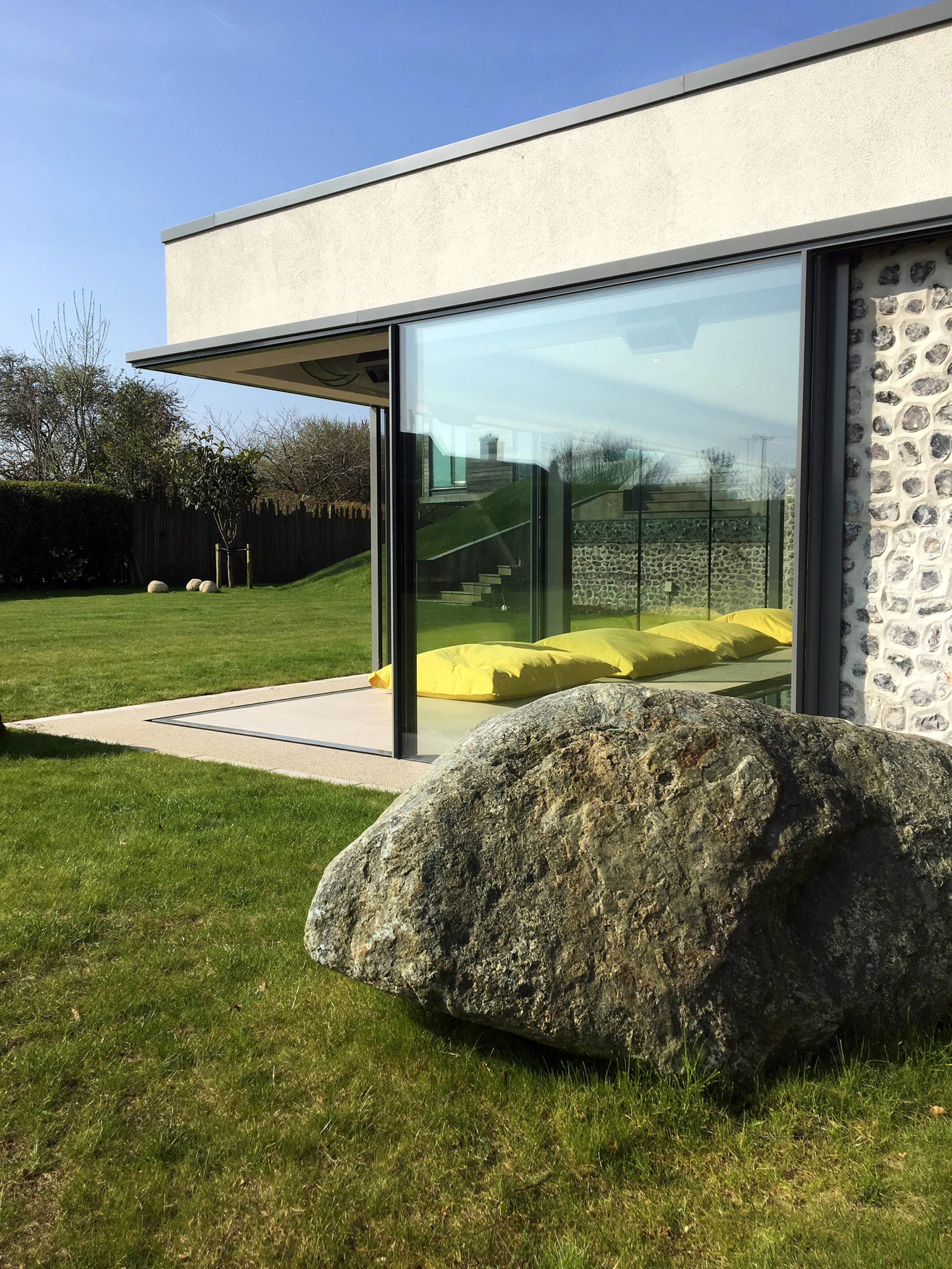 Helyer Davies Architects