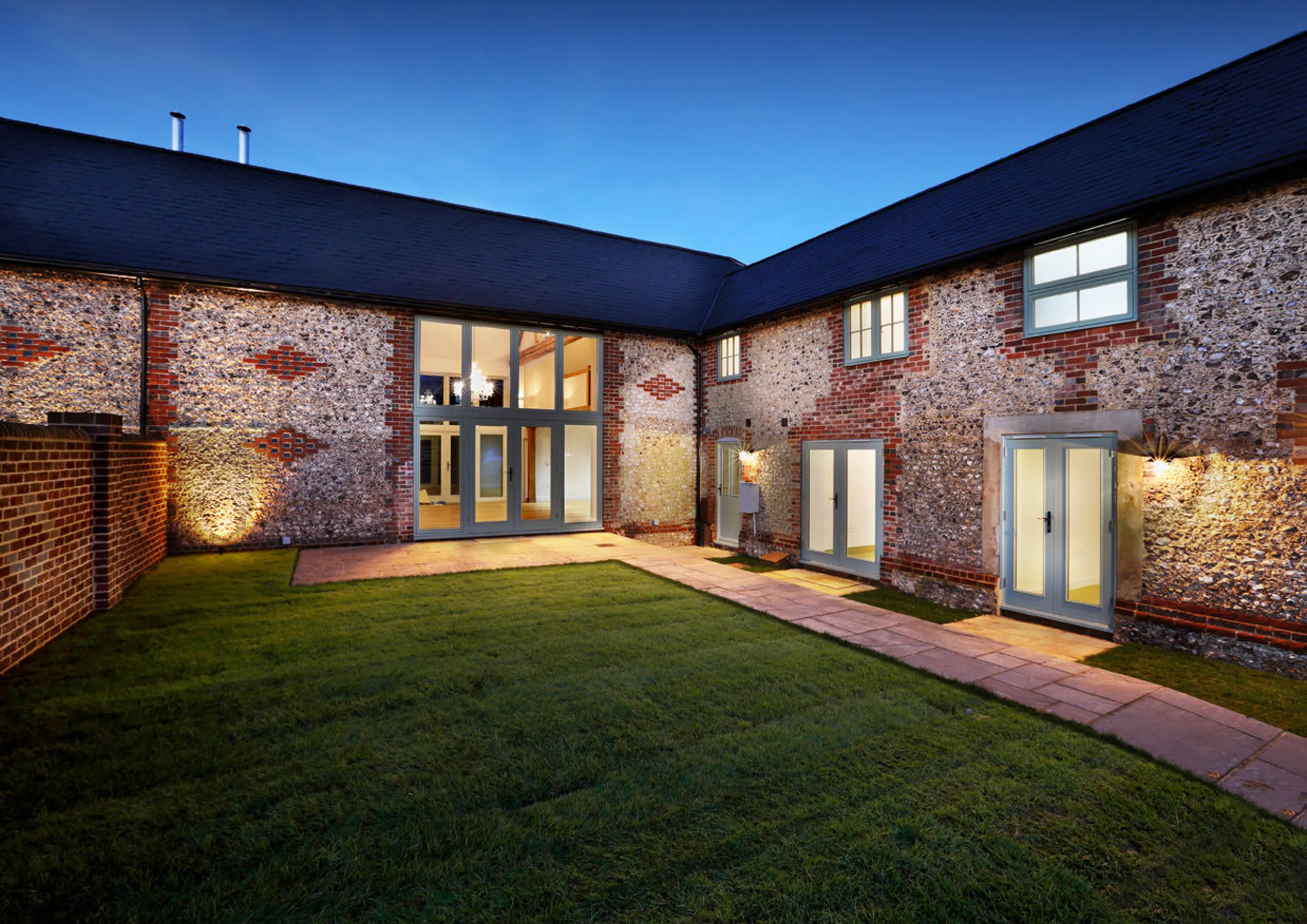 Helyer Davies Architects