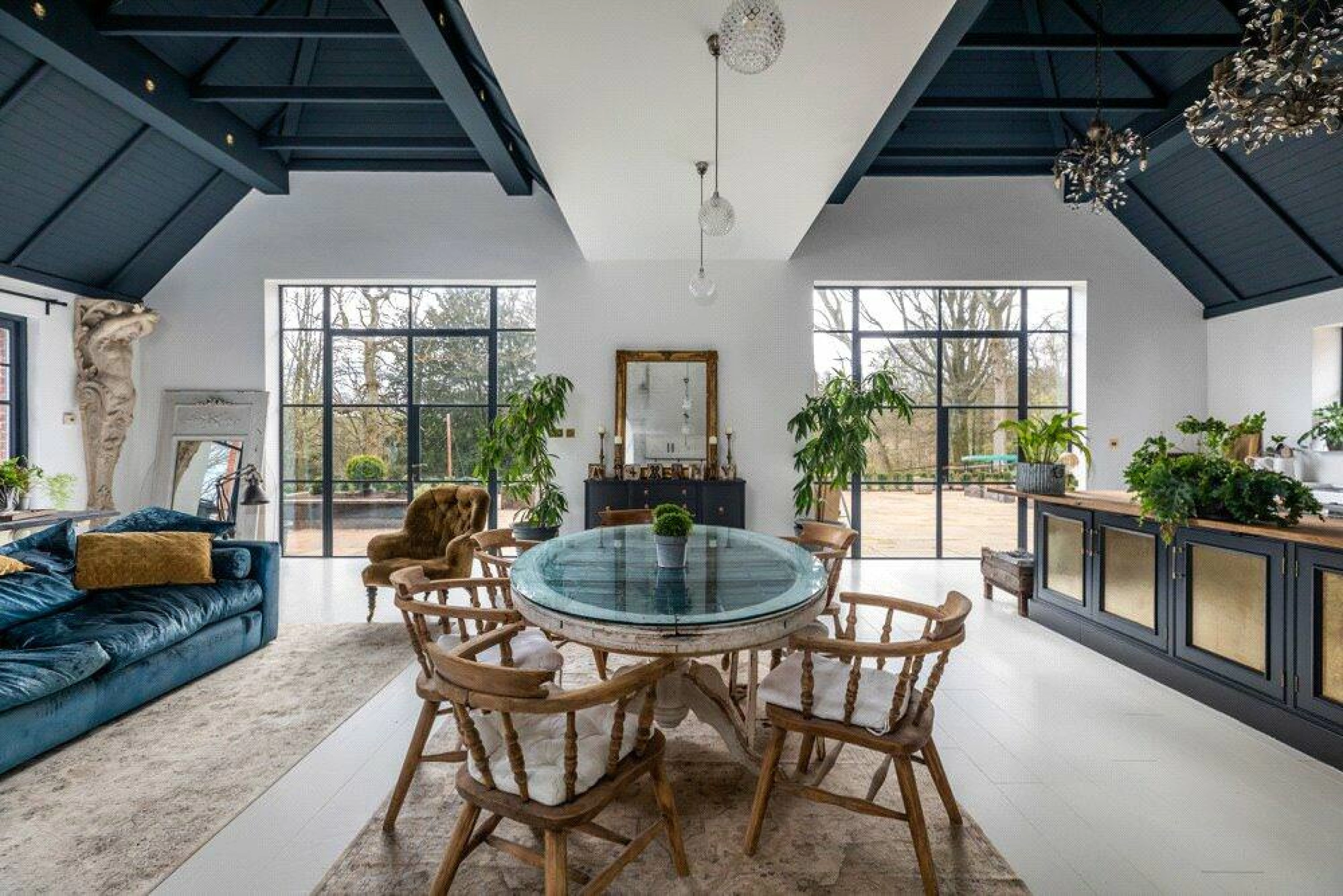 Helyer Davies Architects